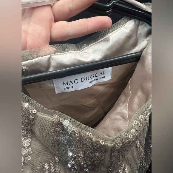 Mac Duggal 79261 NWOT SEQUIN LONG SLEEVE BATEAU A LINE GOWN - Picture 6 of 6